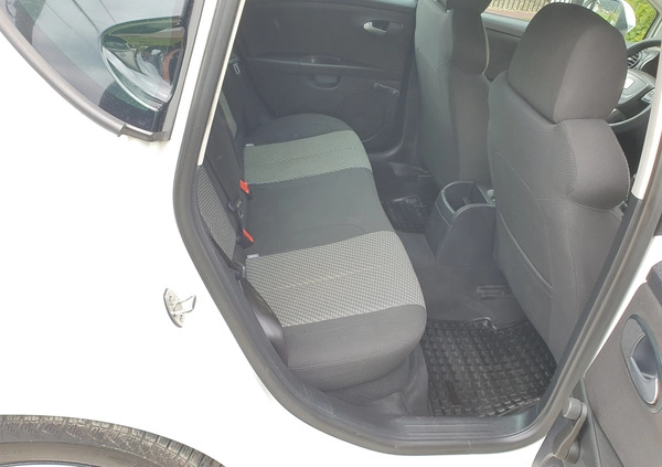 Seat Leon cena 16900 przebieg: 163485, rok produkcji 2010 z Wąchock małe 667